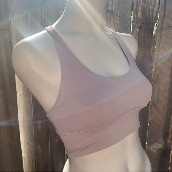 LuluLemon Free to Be High-Neck Longline Bra - Wild
Light Support, A/B Cup - Picture 11 of 13
